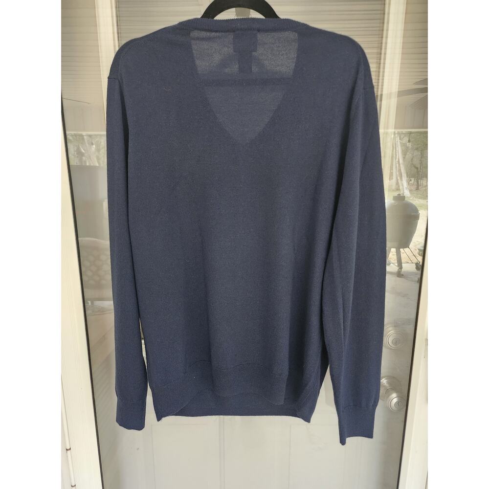 JOS A Bank Traveler Collection Large 100% Merino Wool Blue V-Neck Sweater - Picture 2 of 4